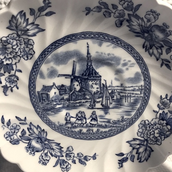 Vintage~English Country Toile Holland~Tulip Time~6 1/4” Plate - Picture 3 of 6